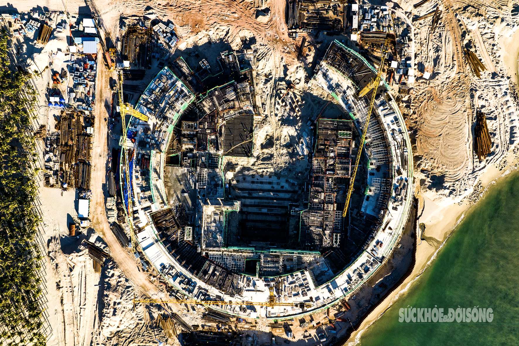 Cận cảnh công trường cụm công trình phục vụ APEC 2027 ở Phú Quốc- Ảnh 5.