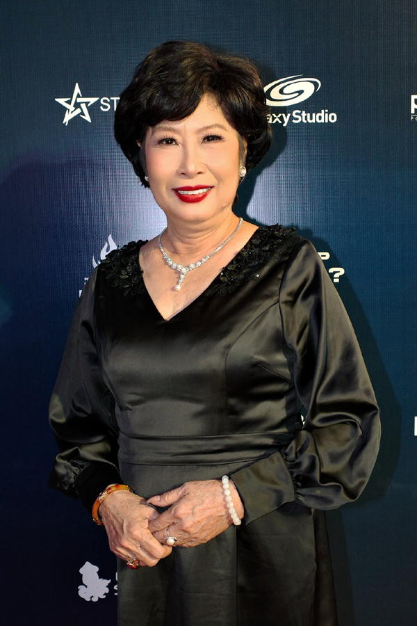 Nữ NSƯT cải lương vừa gây sốt trong phim kinh dị 'Nhà hai chủ' đời thực ở nhà 48m2, tôn trọng đời tư con cái- Ảnh 4.