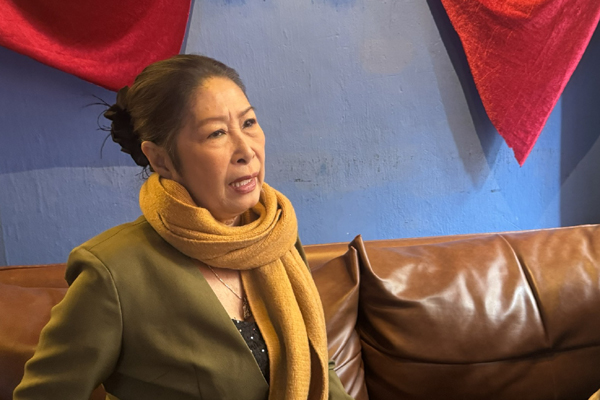 Nữ NSƯT cải lương vừa gây sốt trong phim kinh dị 'Nhà hai chủ' đời thực ở nhà 48m2, tôn trọng đời tư con cái- Ảnh 1.