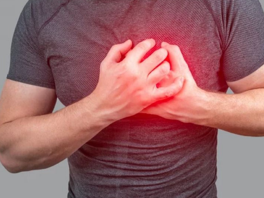 Người bệnh tim mạch cần ăn uống, tập luyện như thế nào để tốt cho sức khỏe trong mùa lạnh?- Ảnh 1.