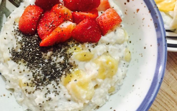 Bữa sáng chọn trứng hay yến mạch để cung cấp năng lượng tốt hơn cho cơ thể?- Ảnh 3. Điều gì xảy ra khi bạn ăn yến mạch mỗi sáng?