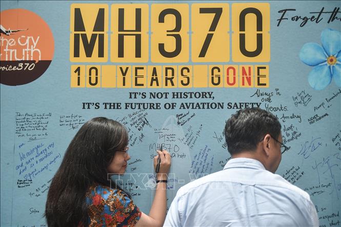 Malaysia nối lại hoạt động tìm kiếm máy bay MH370- Ảnh 1.