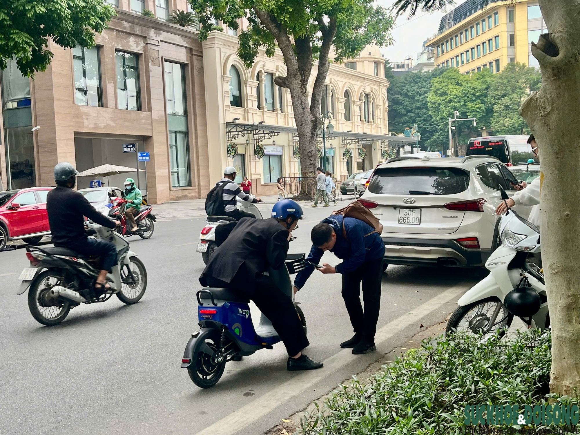 Hà Nội sử dụng xe đạp điện công cộng, thêm giải pháp giao thông thân thiện môi trường- Ảnh 8. Hà Nội sử dụng xe đạp điện công cộng, thêm giải pháp giao thông thân thiện môi trường- Ảnh 8.