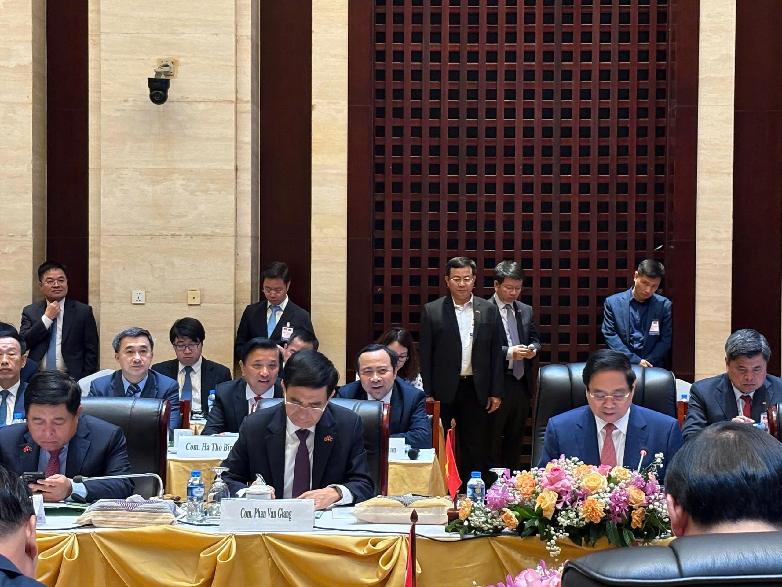 Thủ tướng Phạm Minh Chính đồng chủ trì Kỳ họp 48 Ủy ban liên Chính phủ hợp tác Việt Nam - Lào- Ảnh 4. Thủ tướng Phạm Minh Chính đồng chủ trì Kỳ họp 48 Ủy ban liên Chính phủ hợp tác Việt Nam - Lào- Ảnh 4.