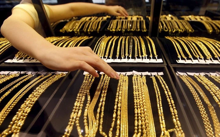 Giá vàng hôm nay ngày 31/12 tiếp đà giảm rất mạnh- Ảnh 2. Giá vàng hôm nay ngày 30/12 tiếp đà giảm dữ dội