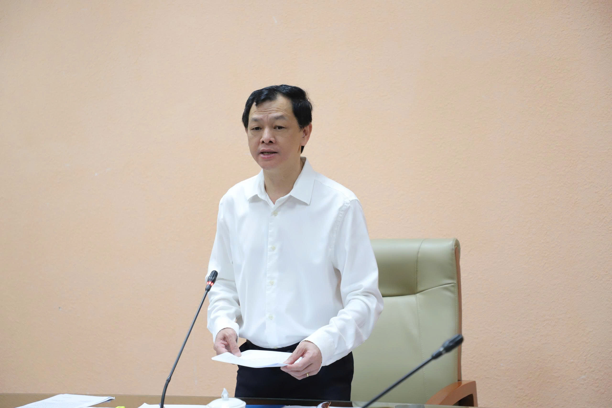 Tiếp tục tăng cường kiểm tra, giám sát, kịp thời phát hiện, xử lý nghiêm gian lận thương mại, hàng giả lĩnh vực y tế- Ảnh 1.