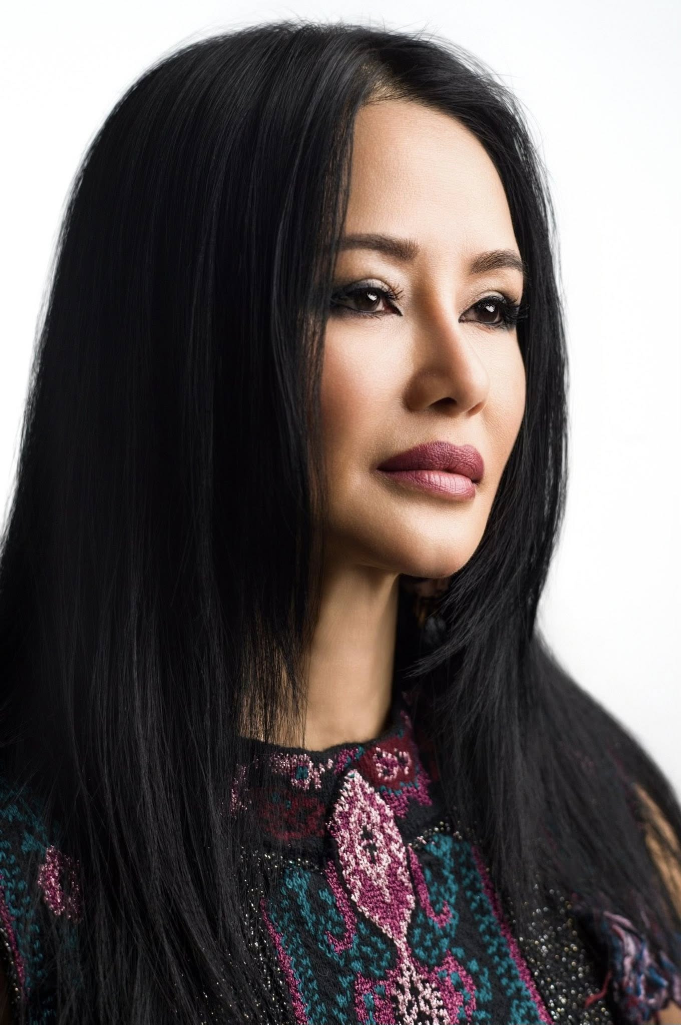 'Bống' Hồng Nhung nhìn lại 'một năm có nhiều điều kỳ lạ, nhiều thử thách'- Ảnh 1. 'Bống' Hồng Nhung nhìn lại 'một năm có nhiều điều kỳ lạ, nhiều thử thách'- Ảnh 1.