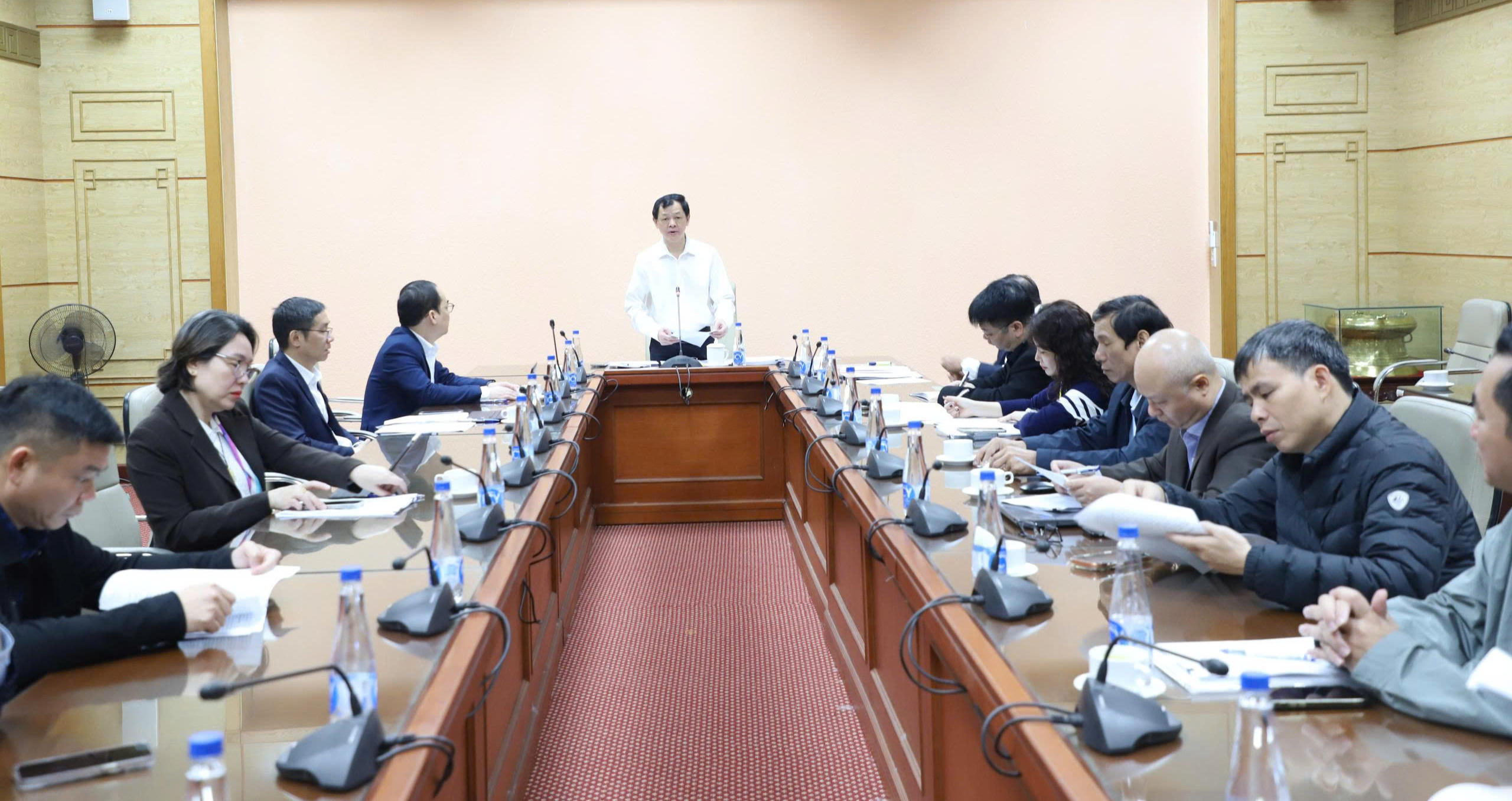 Tiếp tục tăng cường kiểm tra, giám sát, kịp thời phát hiện, xử lý nghiêm gian lận thương mại, hàng giả lĩnh vực y tế- Ảnh 6.