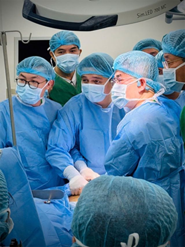 Ca ghép gan đặc biệt trong thời khắc chuyển giao năm mới- Ảnh 1.