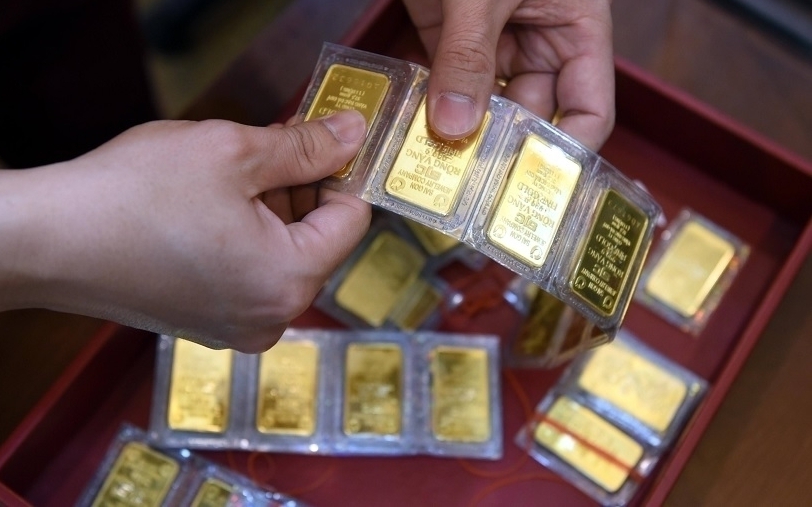 Giá vàng hôm nay ngày 31/12 tiếp đà giảm rất mạnh