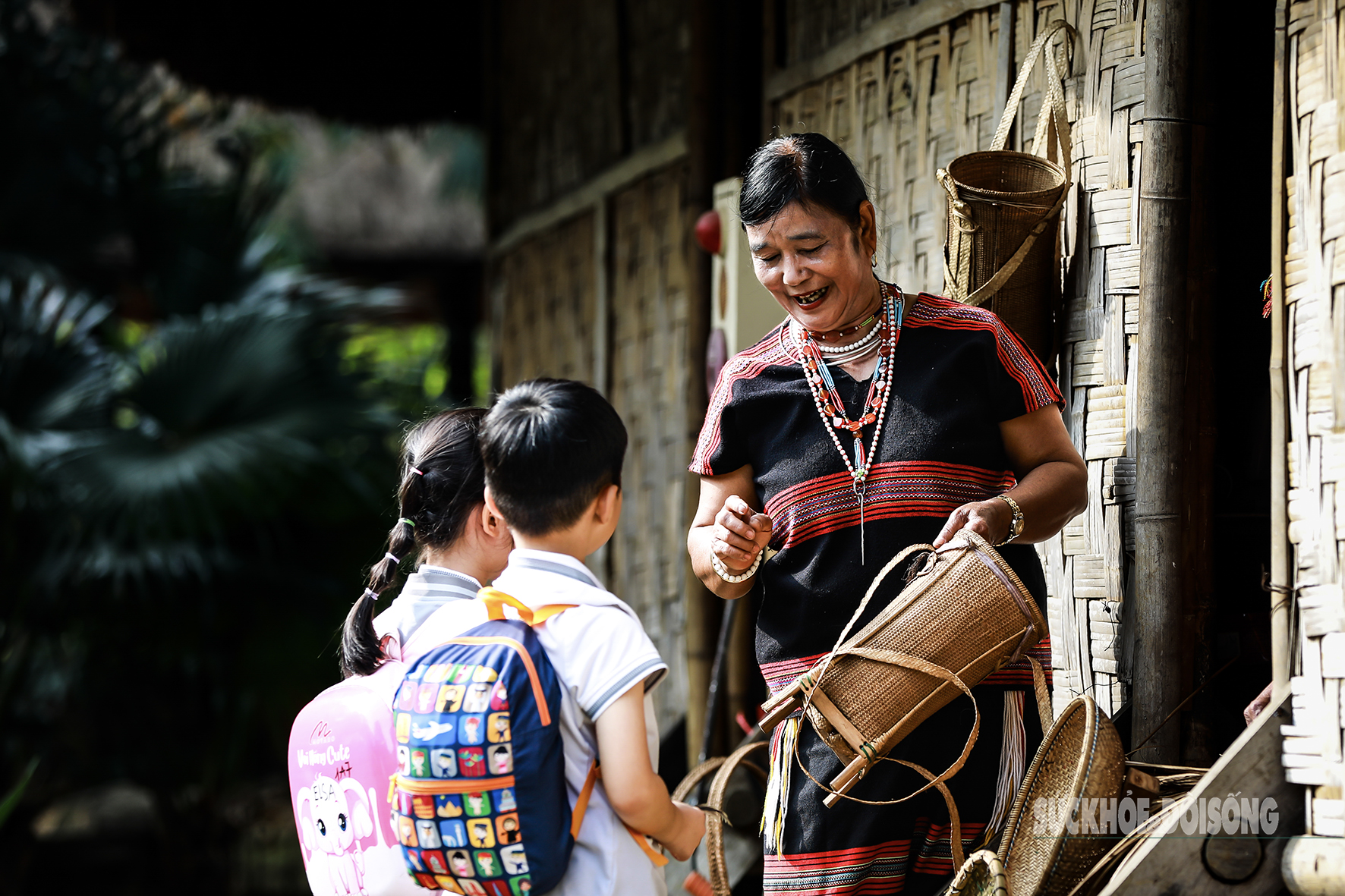 'Hồn tre' giữ nhịp thở đại ngàn- Ảnh 12.