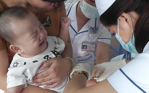 Thủ tướng chỉ đạo tăng cường tiêm vaccine, chủ động phòng, chống bệnh bại liệt