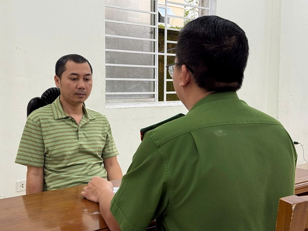 Bắt đối tượng mang dao phục kích, tấn công chị họ vì mâu thuẫn mua bán đất- Ảnh 1. Bắt đối tượng mang dao phục kích, tấn công chị họ vì mâu thuẫn mua bán đất- Ảnh 1.