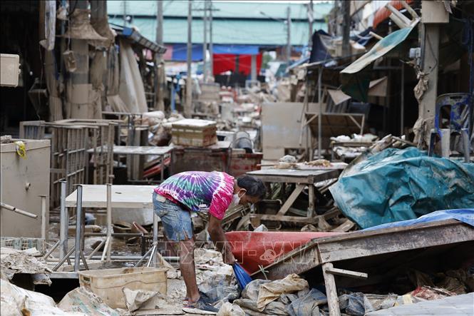 Bão lũ 'cuốn trôi' hơn 20 tỷ USD ở Nam Á và Đông Nam Á chỉ trong một tháng- Ảnh 2. Bão lũ 'cuốn trôi' hơn 20 tỷ USD ở Nam Á và Đông Nam Á chỉ trong một tháng- Ảnh 2.