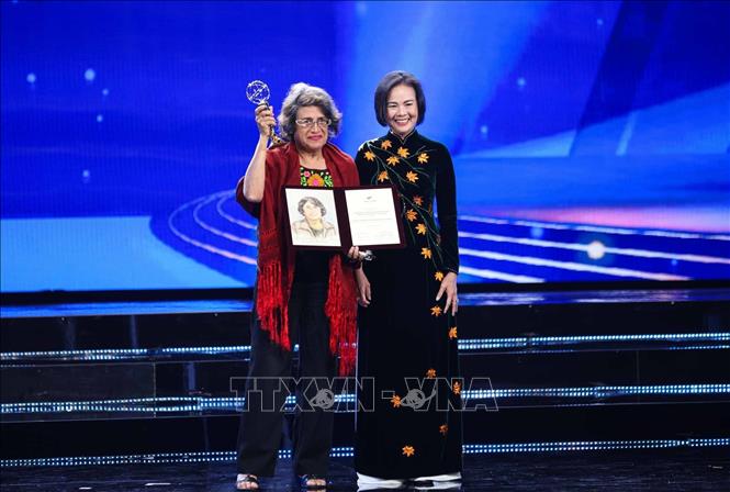 Giải thưởng Chính VinFuture năm 2025 vinh danh những nhà khoa học khám phá và phát triển vaccine HPV- Ảnh 3. Giải thưởng Chính VinFuture năm 2025 vinh danh những nhà khoa học khám phá và phát triển vaccine HPV- Ảnh 3.