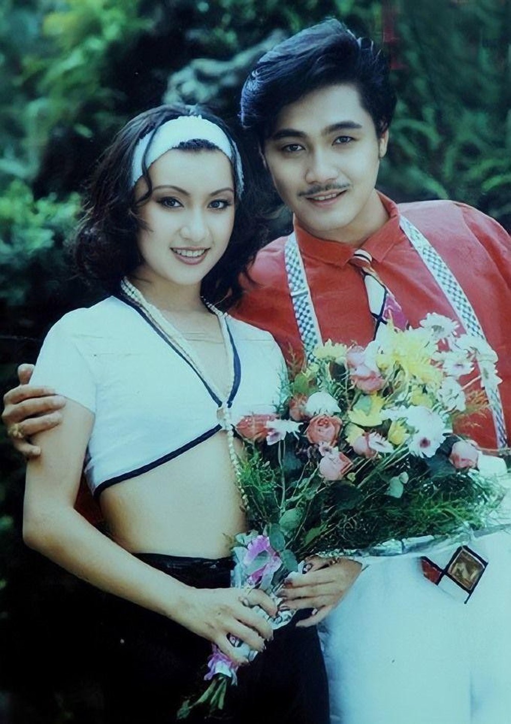 Tài tử Lý Hùng U60 vẫn độc thân, tiết lộ cát-xê 'khủng' thời đỉnh cao, bất ngờ tái xuất điện ảnh- Ảnh 5. Tài tử Lý Hùng U60 vẫn độc thân, tiết lộ cát-xê 'khủng' thời đỉnh cao, bất ngờ tái xuất điện ảnh- Ảnh 5.