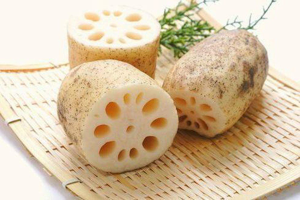 6 τροφές και θεραπείες που θα σας βοηθήσουν να κοιμάστε καλά τον χειμώνα - Φωτογραφία 4. 6 món ăn, bài thuốc giúp ngủ ngon trong mùa đông- Ảnh 4.