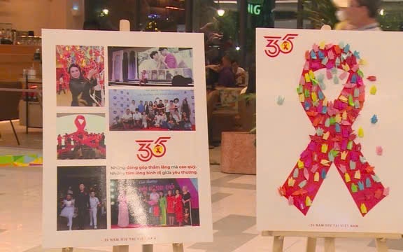 Lễ trao Giải Báo chí phòng, chống HIV/AIDS 2025: Hoàn tất tổng duyệt, chuẩn bị cho đêm vinh danh tối nay- Ảnh 1. Lễ trao Giải Báo chí phòng, chống HIV/AIDS 2025: Hoàn tất tổng duyệt, chuẩn bị cho đêm vinh danh tối nay- Ảnh 1.