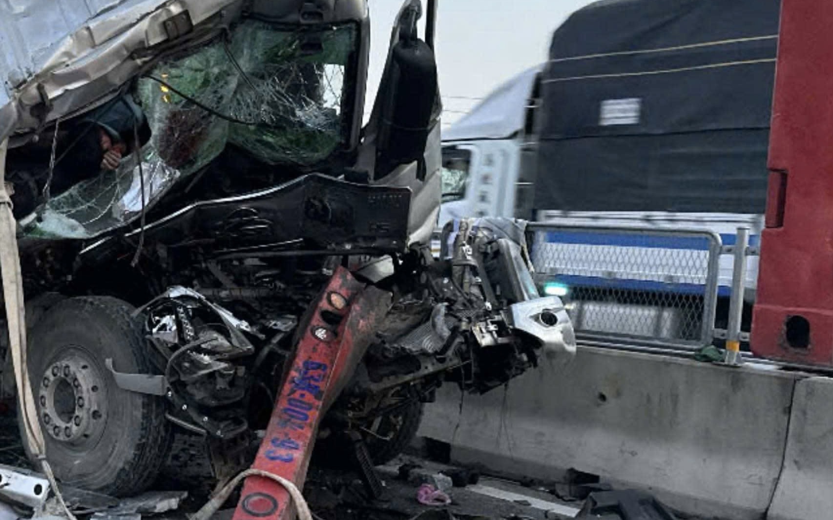 Vụ nhiều người thương vong sau tai nạn trên cao tốc: Tình trạng sức khỏe các nạn nhân hiện ra sao?- Ảnh 4. 5 người thương vong sau vụ tai nạn trên cao tốc