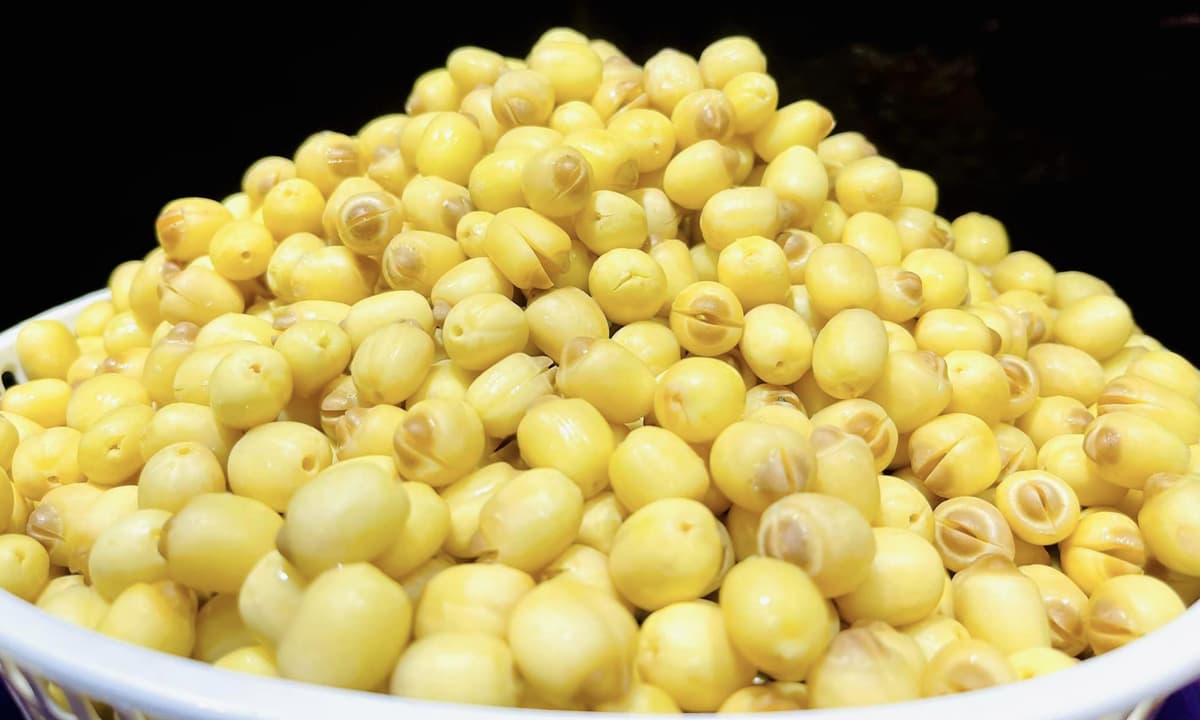 6 τροφές και θεραπείες που θα σας βοηθήσουν να κοιμάστε καλά τον χειμώνα - Φωτογραφία 1. 6 món ăn, bài thuốc giúp ngủ ngon trong mùa đông- Ảnh 1.