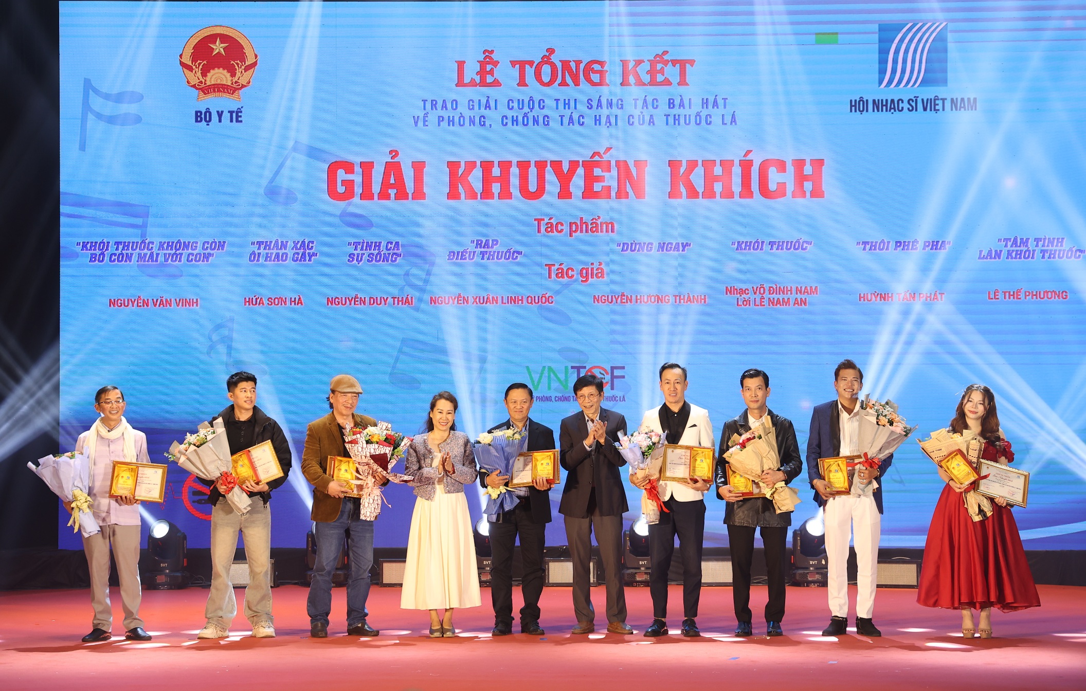 Uctění hudebních skladeb, které šíří poselství o prevenci škodlivých účinků tabáku - Foto 5. Tôn vinh những sáng tác âm nhạc lan toả thông điệp phòng chống tác hại của thuốc lá- Ảnh 5.