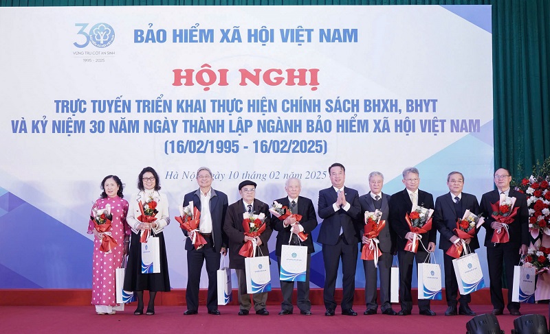 94,2% dân số tham gia BHYT, mỗi năm gần 200 triệu lượt khám chữa bệnh BHYT- Ảnh 4.