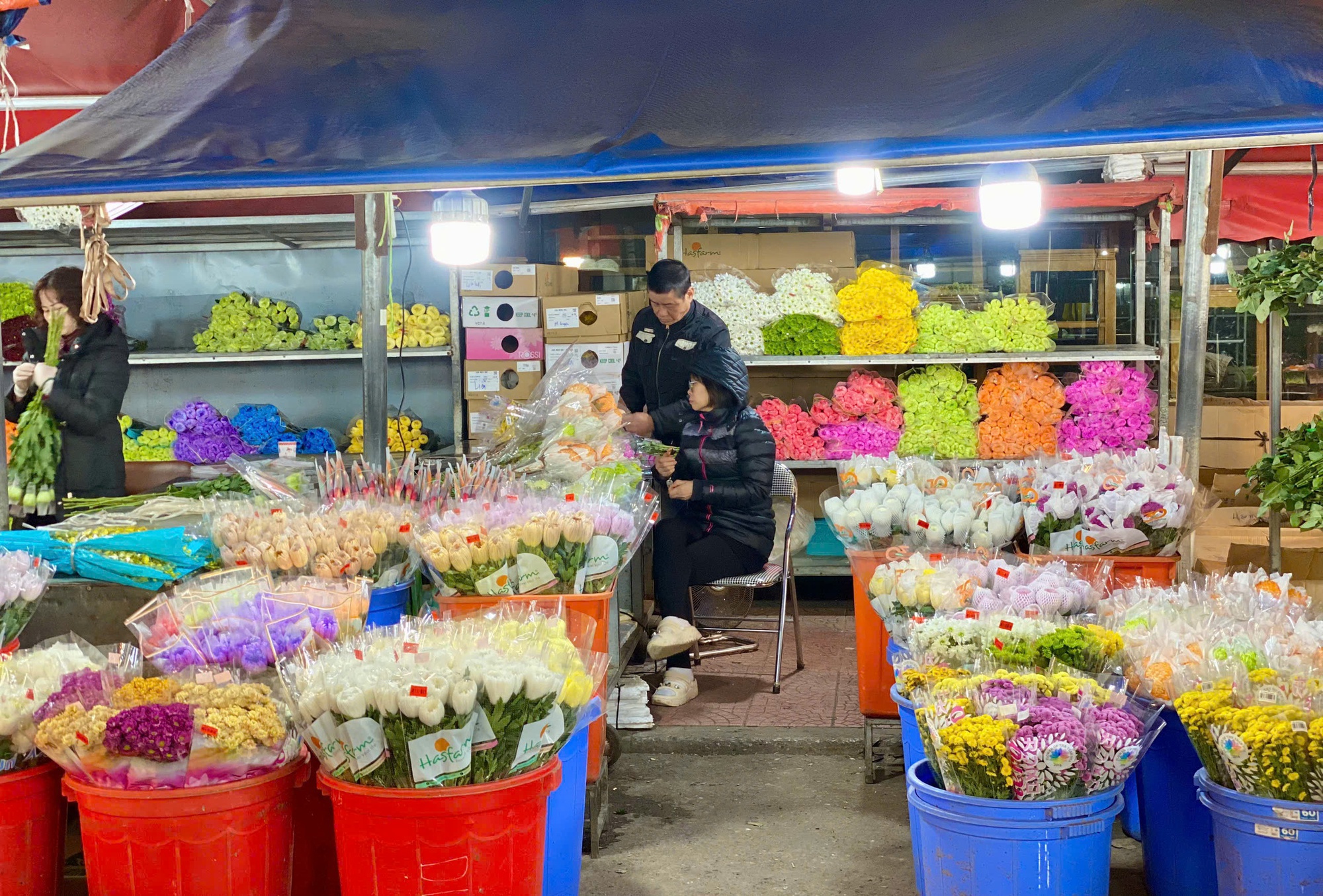 Những loại hoa nào được chị em ‘săn đón’ trong dịp Rằm tháng Giêng?- Ảnh 18.