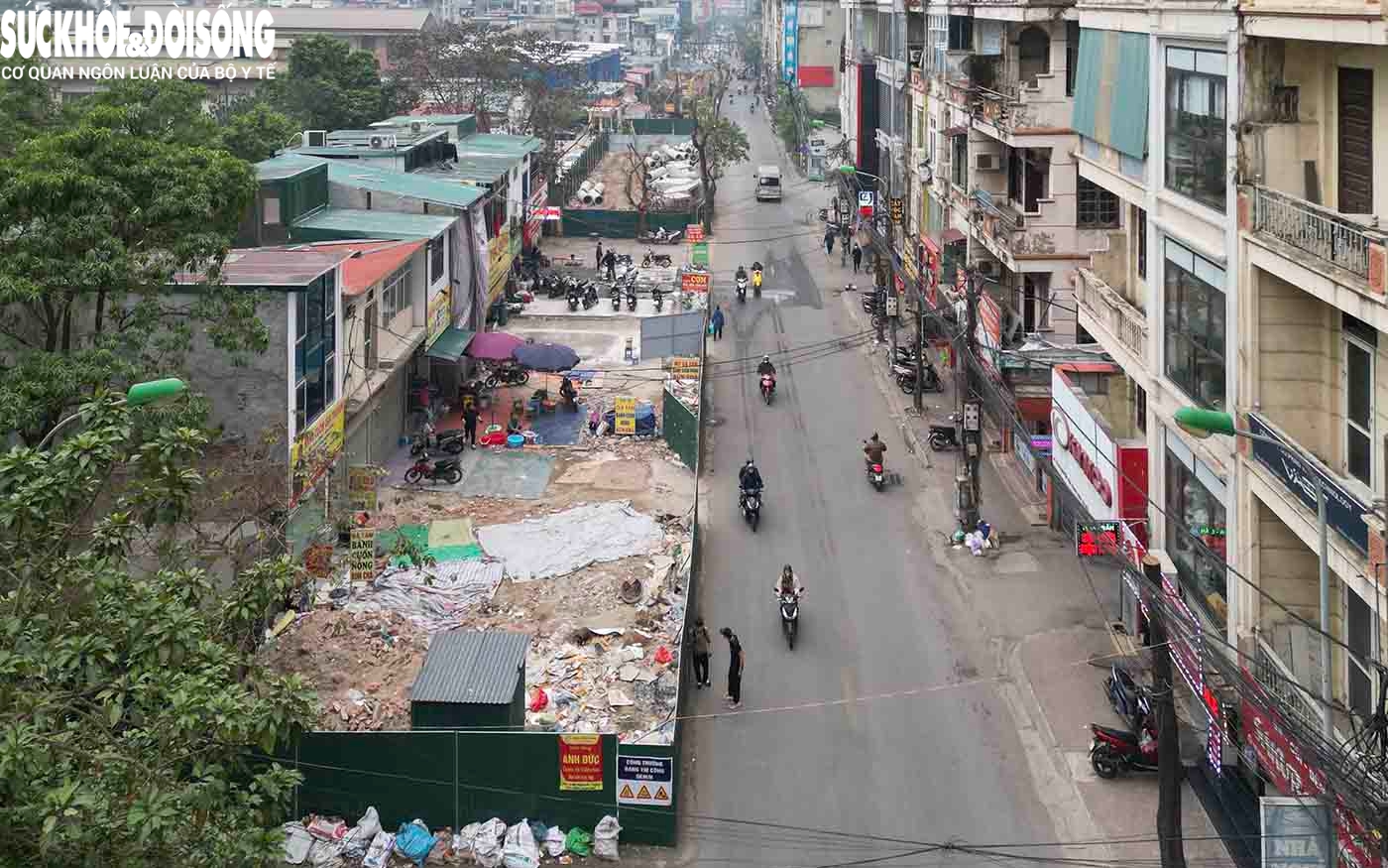 Nhà siêu mỏng xuất hiện sau khi mở rộng đường Nguyễn Tuân- Ảnh 1.