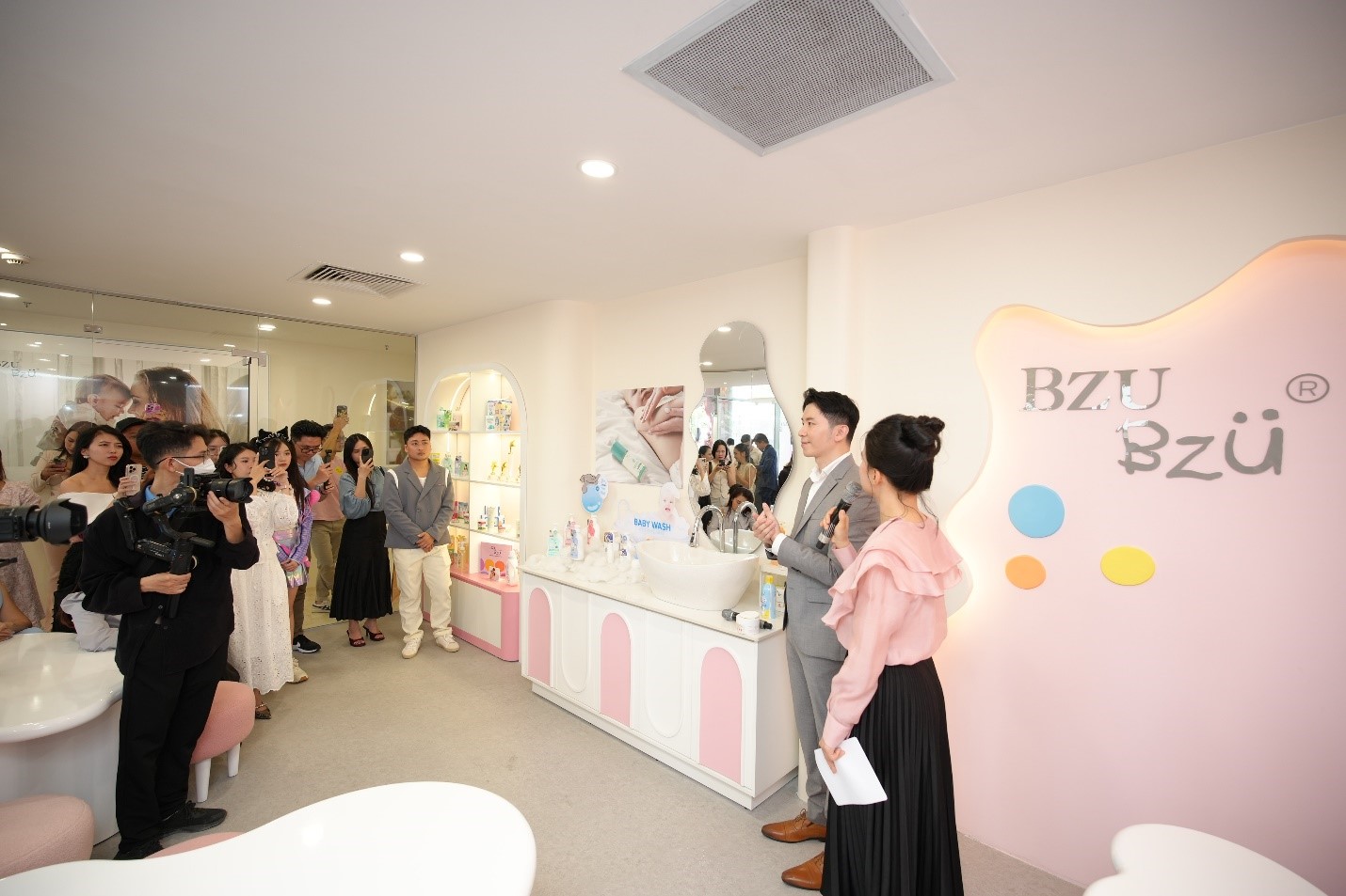 BZU BZU khai trương tổ hợp Showroom Trưng bày và văn phòng đại diện tại Việt Nam- Ảnh 2.