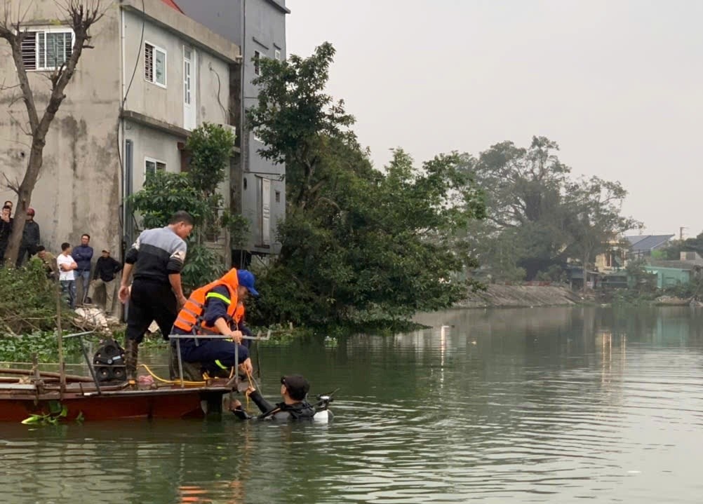 Lật xuồng trên sông Rế, một người bị đuối nước tử vong- Ảnh 1.