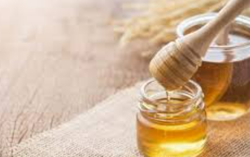 Uống nước mật ong ấm có tác dụng gì?