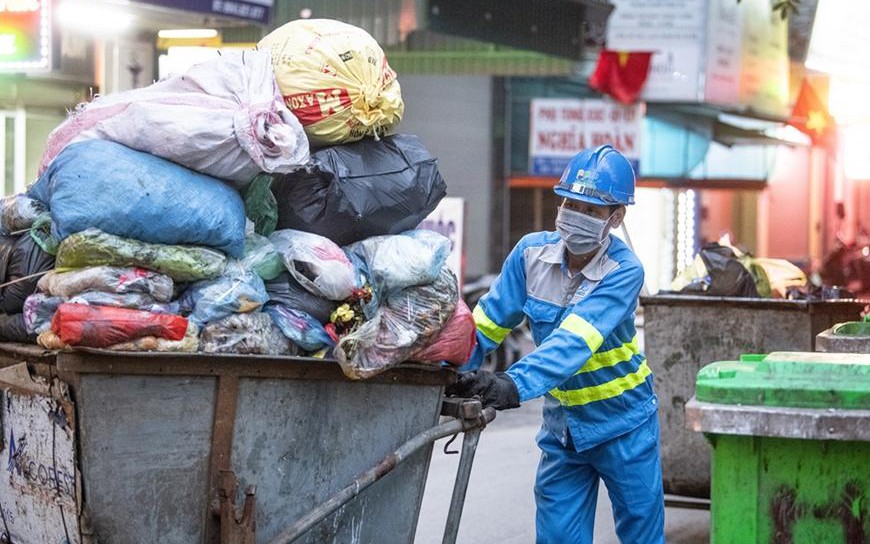 Đã được luật hoá, vì sao nhiều nơi vẫn chưa thể phân loại rác tại nguồn?
