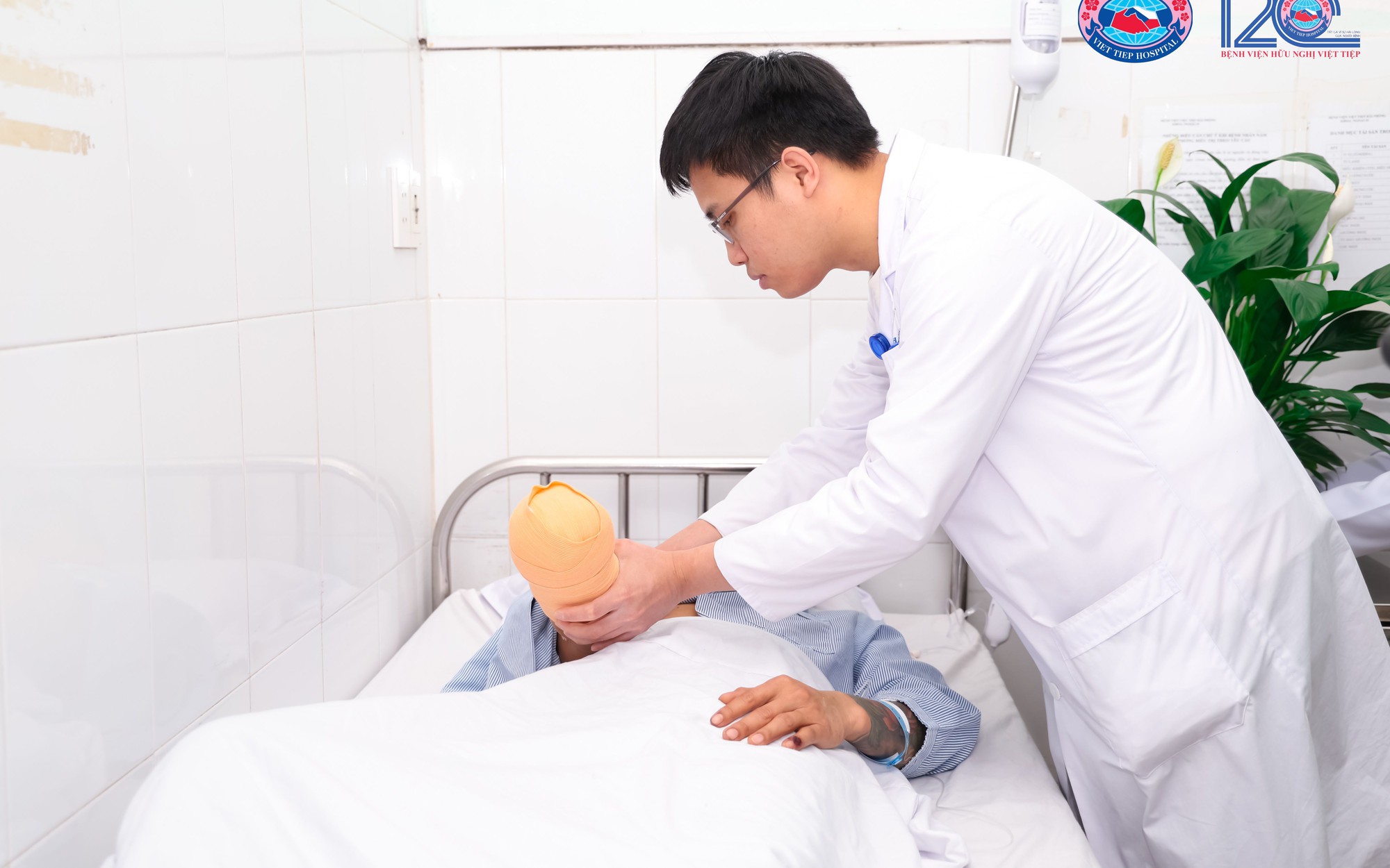 Ngụy trang hàng tiêu dùng, tuồn pháo nổ đi khắp nơi trước Tết- Ảnh 6.