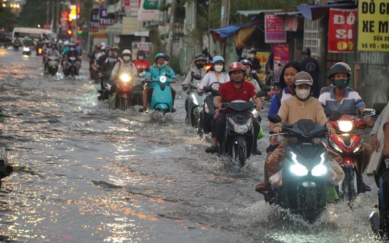 Nguyên nhân của những bất thường thời tiết Nam Bộ thời gian qua