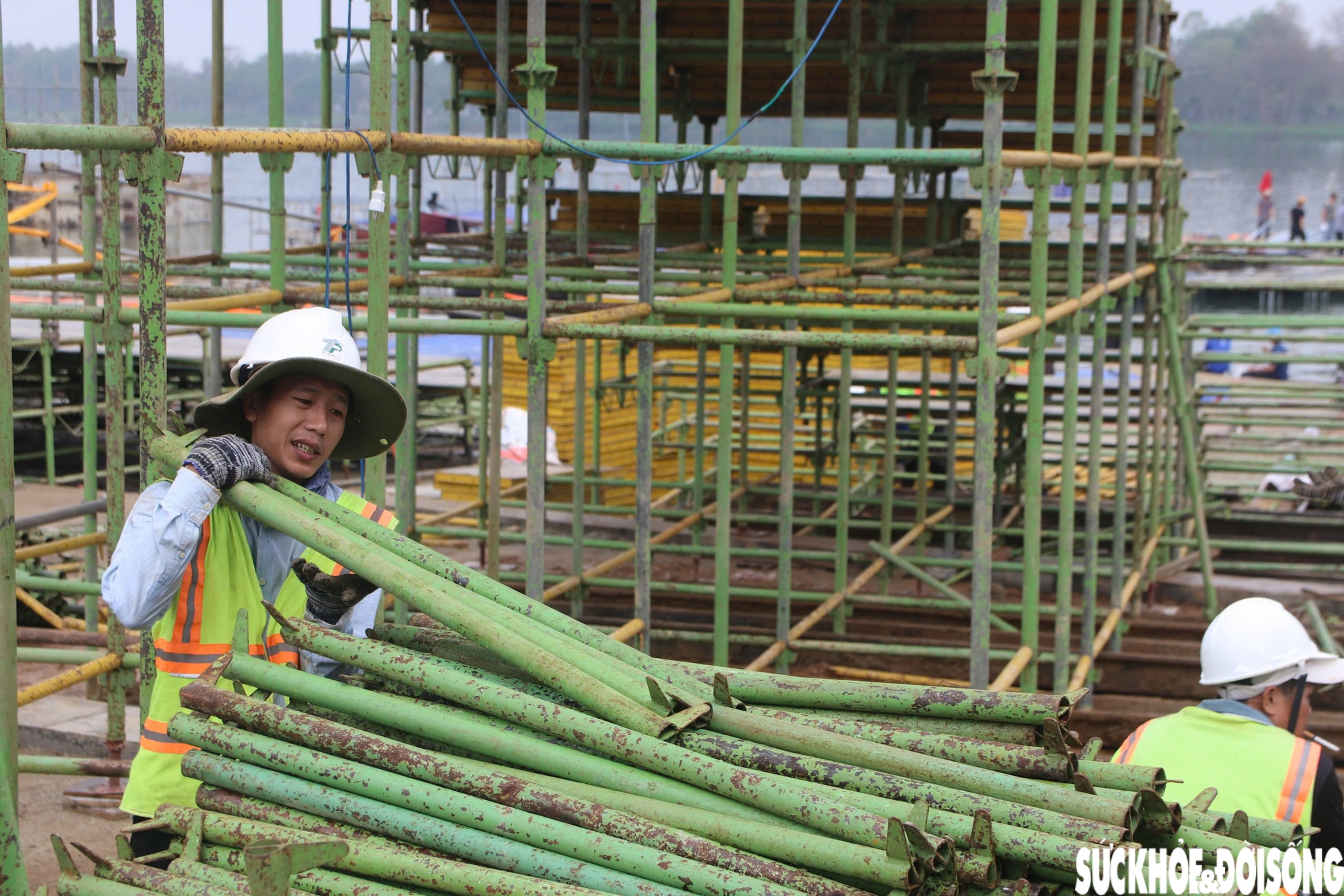 Dần lộ diện sân khấu ngoài trời hàng chục tỷ đồng ở Huế- Ảnh 9.