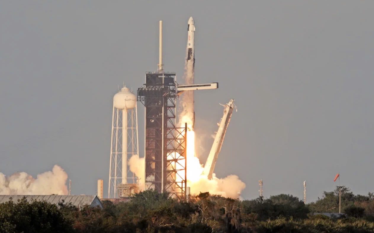 SpaceX Triển Khai Sứ Mệnh Vệ Tinh Tình Báo Mới Cho Mỹ