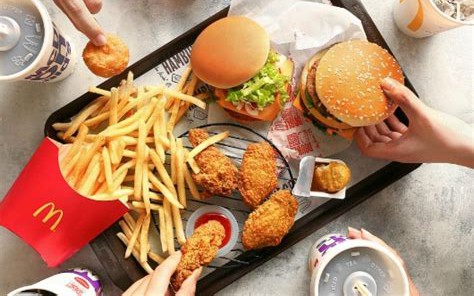 Loại đồ ăn ‘khoái khẩu’ của sinh viên dễ gây trầm cảm