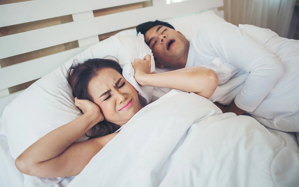 8 lý do khiến bạn ngủ ngáy