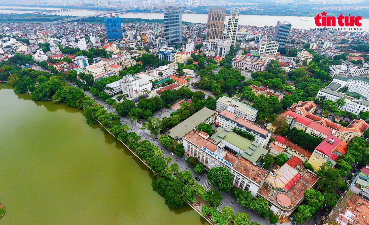 Hà Nội yêu cầu tạm dừng tuyển dụng công chức, viên chức- Ảnh 1.