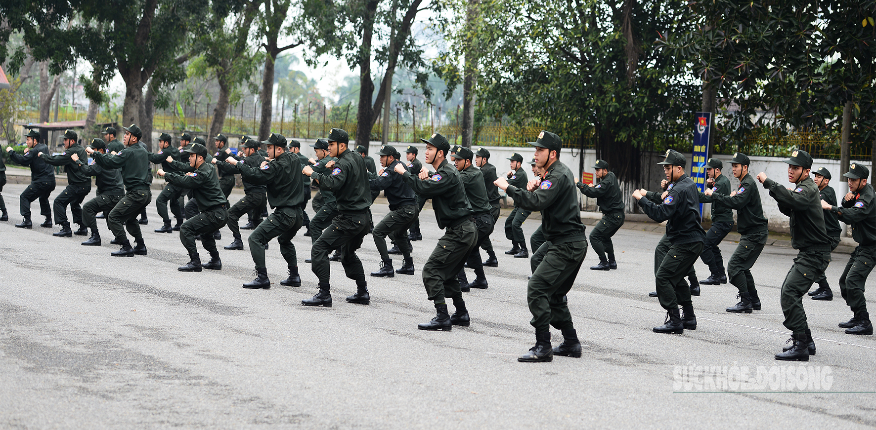 Mãn nhãn màn biểu diễn võ thuật, khí công, tấn công tội phạm của lực lượng cảnh sát- Ảnh 1.