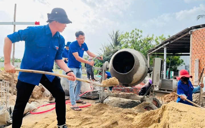 Ninh Thuận xóa gần 2.000 nhà tạm, nhà dột nát trong 90 ngày đêm