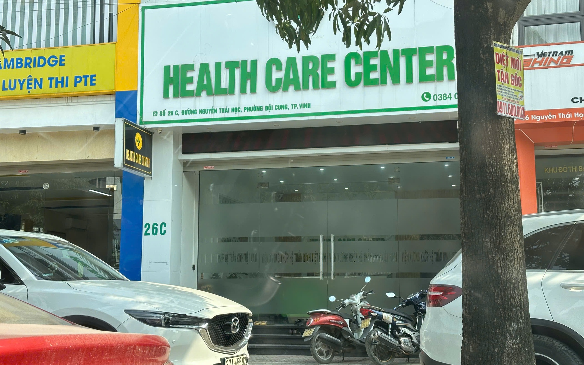 Cơ sở y tế &quot;ma&quot; tại TP Vinh bị tố hoạt động không phép, &quot;va chạm&quot; với khách hàng