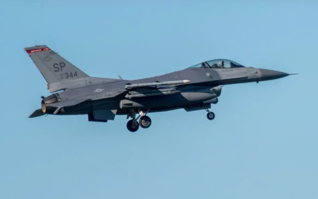Nga bắn hạ chiếc F-16 thứ hai của Ukraine khiến phi công 26 tuổi thiệt mạng