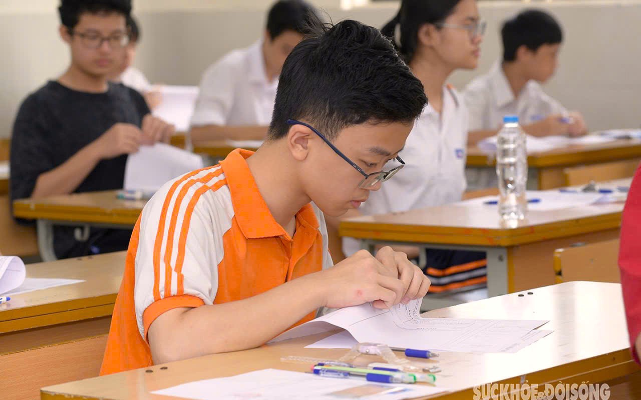 Bí kíp &quot;vượt vũ môn&quot; lớp 10 các trường chuyên của Hà Nội