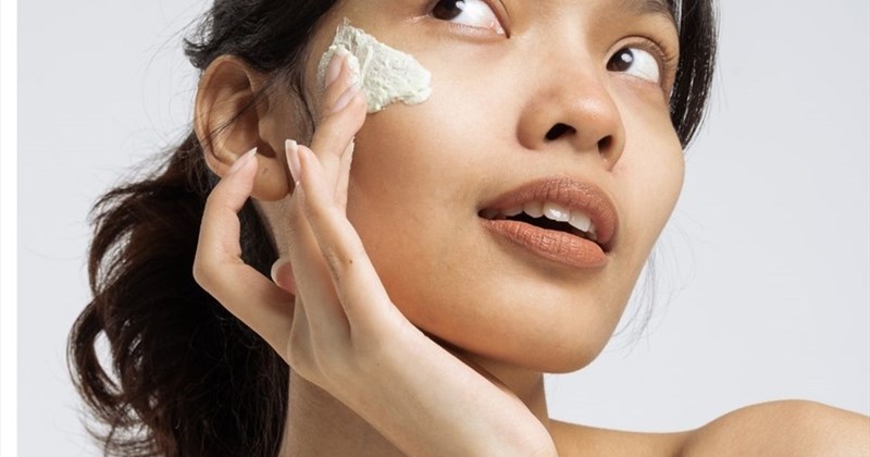 8 sai lầm phổ biến khiến kem chống nắng 'mất tác dụng'- Ảnh 1. 8 sai lầm phổ biến khiến kem chống nắng 'mất tác dụng'- Ảnh 1.