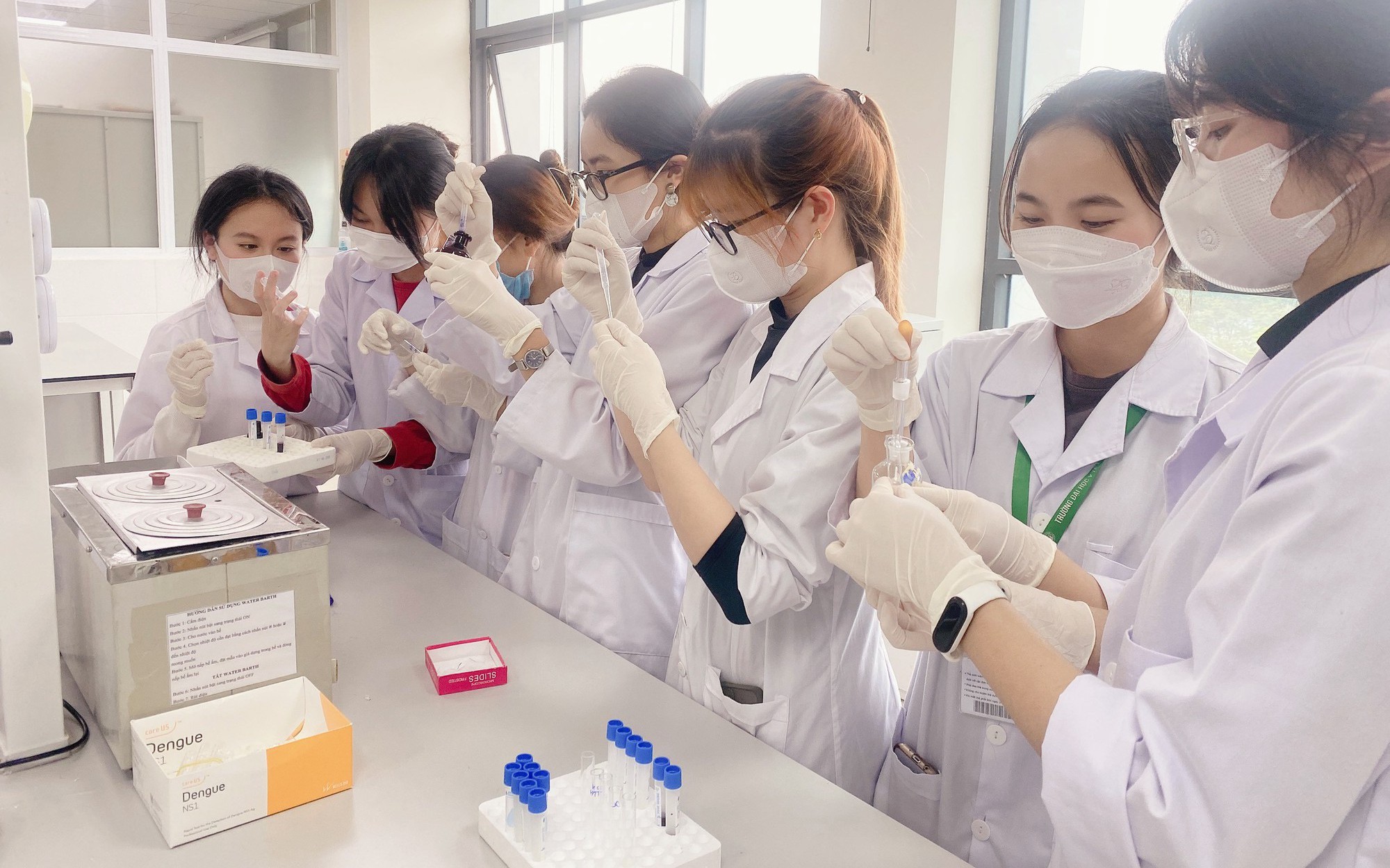 Tuyển sinh Y Dược 2025 có gì mới?