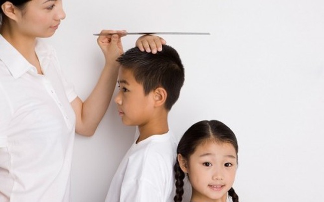 Phát hiện sớm, can thiệp trong 5 năm đầu đời sẽ giúp trẻ không thiệt thòi về chiều cao