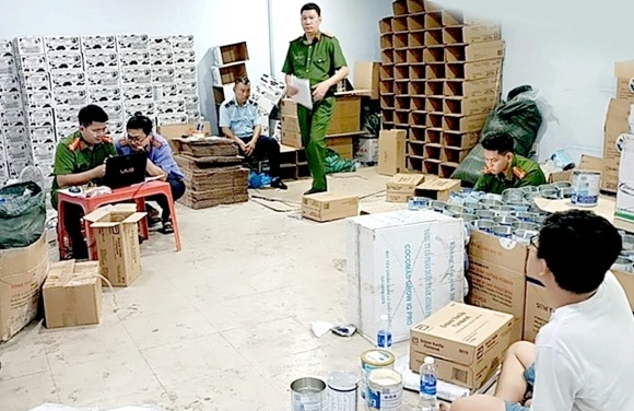 Tăng cường trách nhiệm của các Bộ, cơ quan, nâng cao hiệu lực, hiệu quả quản lý an toàn thực phẩm, ngăn ngừa thực phẩm giả- Ảnh 1. Tăng cường trách nhiệm của các Bộ, cơ quan, nâng cao hiệu lực, hiệu quả quản lý an toàn thực phẩm, ngăn ngừa thực phẩm giả- Ảnh 1.