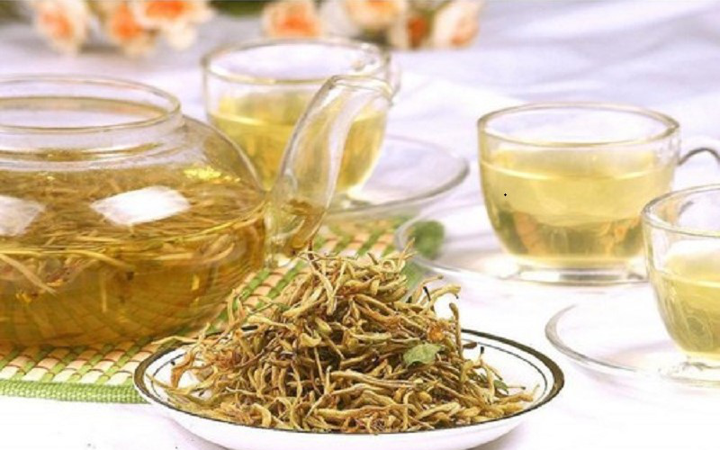 Bài thuốc chữa mụn trứng cá từ cây kim ngân