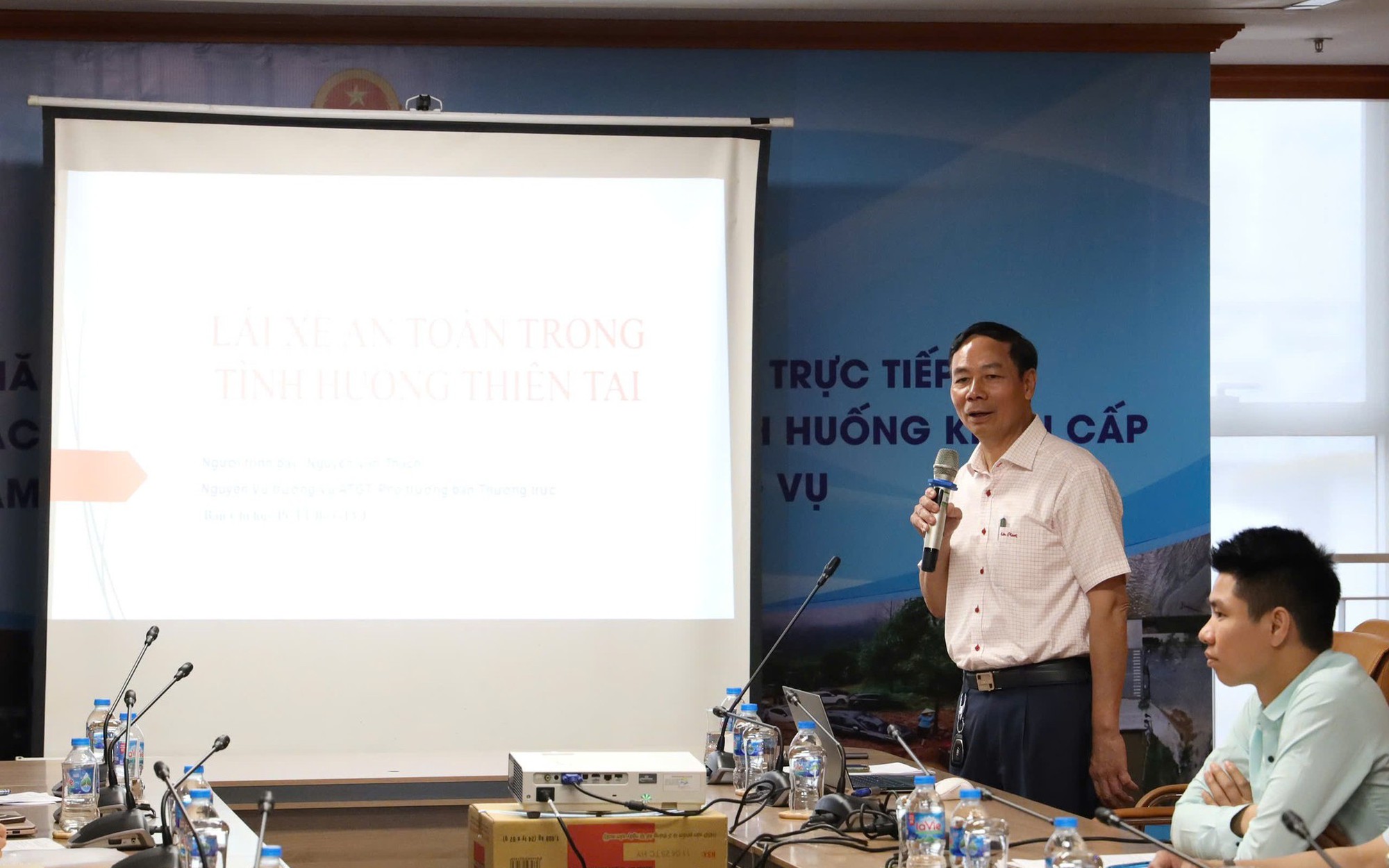 Nâng cao kỹ năng xử lý các tình huống khẩn cấp trong phòng, chống thiên tai